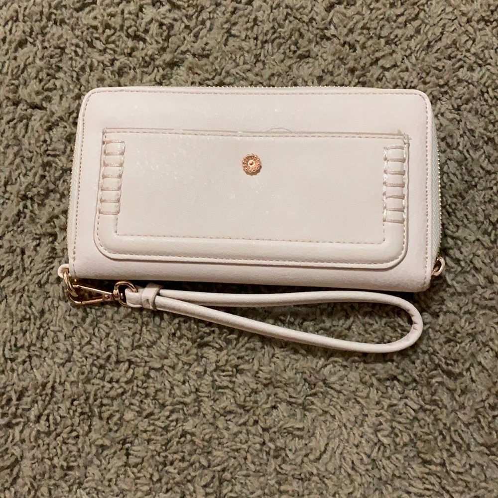 pink wallet